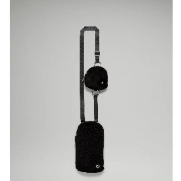 Lululemon Modular Phone Cross Body - fleece - Picture 3 of 7